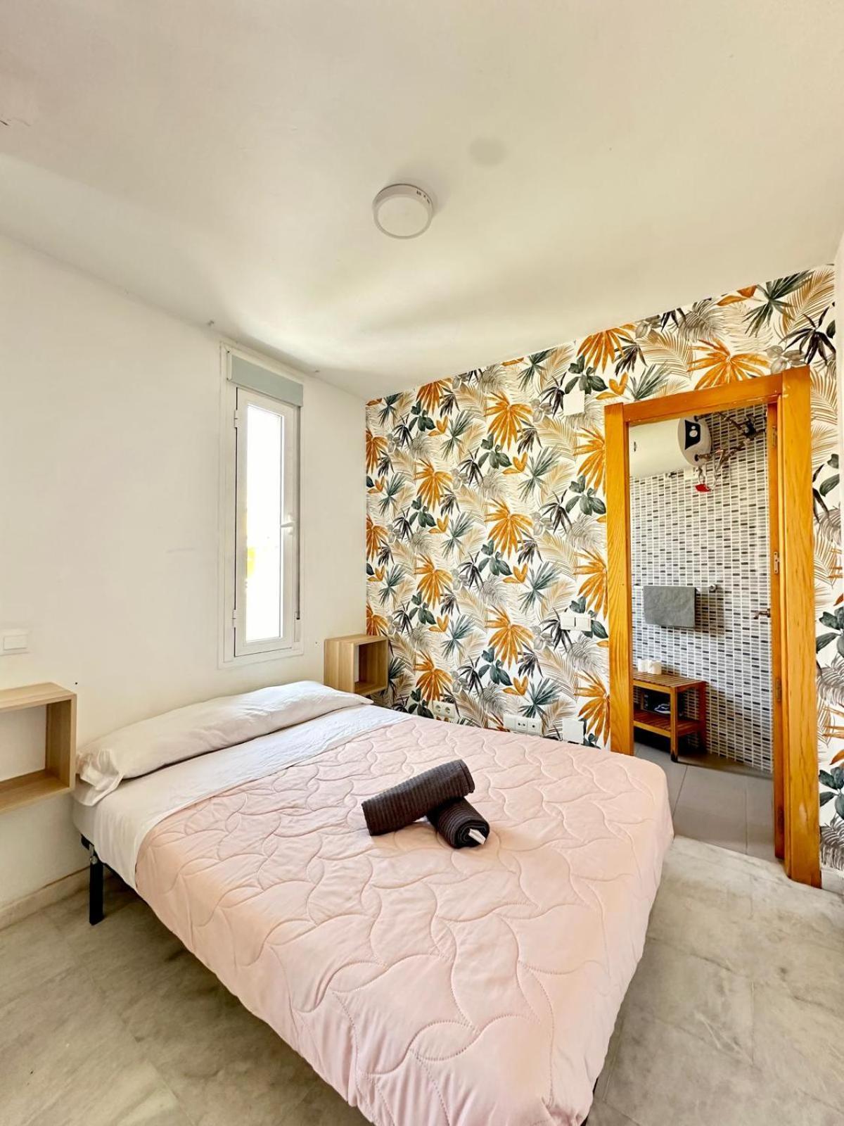 Apartamentos Playa Misericordias マラガ エクステリア 写真